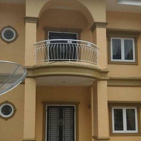 Villa Brastagi Resort Jalan Mimpin Tua Blok C No. 41 Berastagi Exterior foto