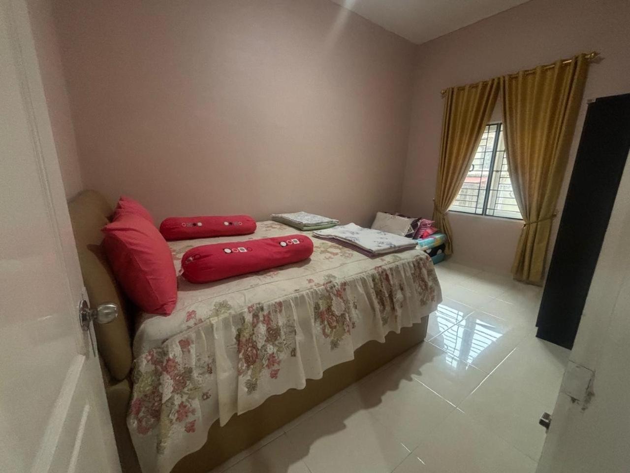 Villa Brastagi Resort Jalan Mimpin Tua Blok C No. 41 Berastagi Exterior foto